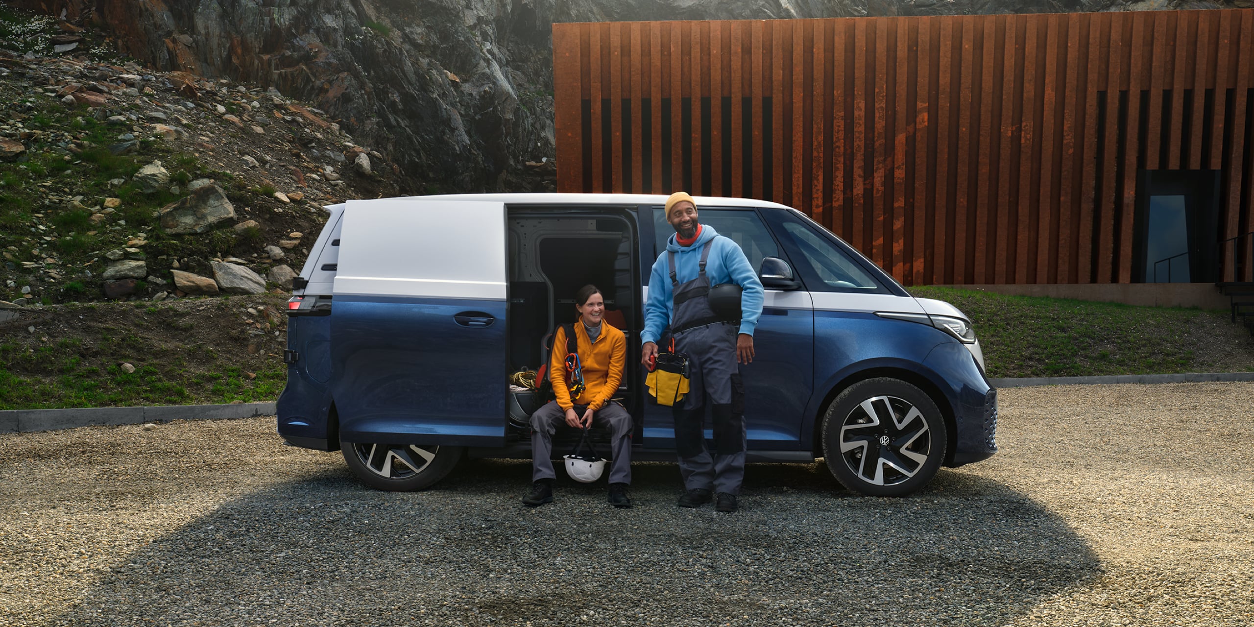 【COLOR iN ID】cargo long sk Approved Used Volkswagen Id. Buzz Cargo 210kW Commerce Plus