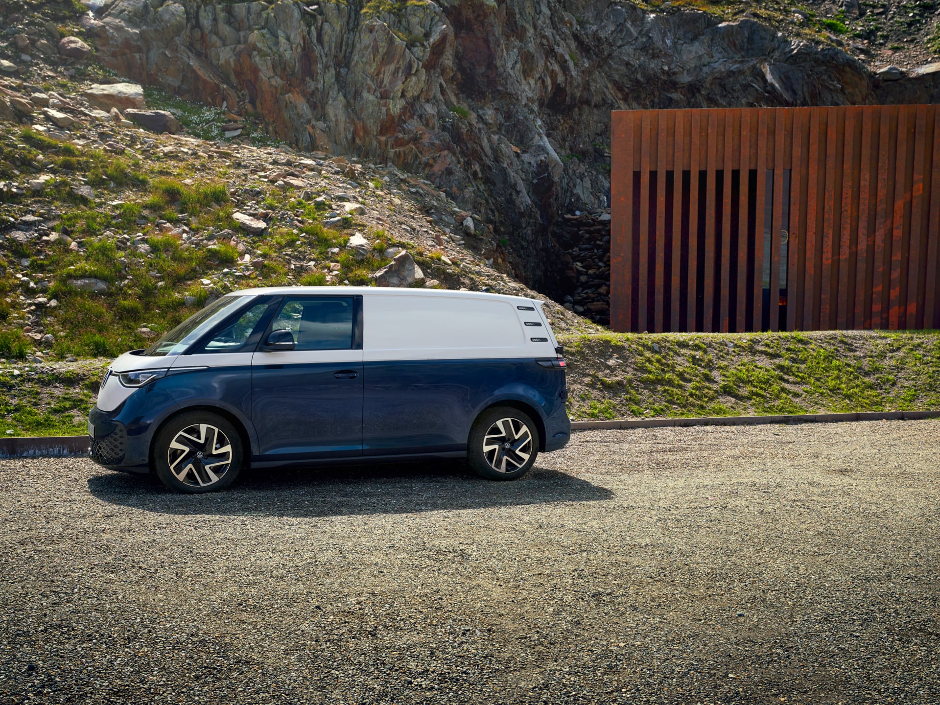 【COLOR iN ID】cargo long sk VW ID. Buzz Cargo - The Coolest Electric Van Yet? - YouTube